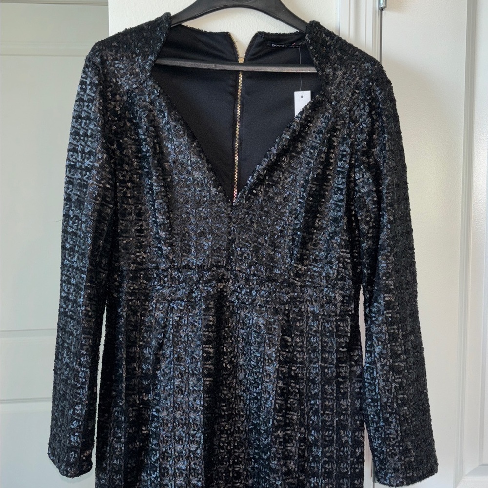 Elegant Black Textured Sequin Dress